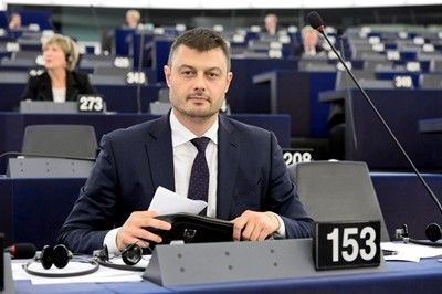 Бареков свиква кръгла маса за референдума