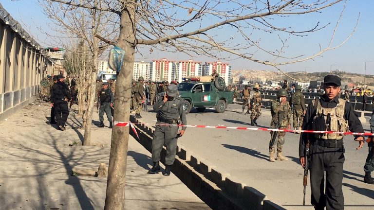 Взрив в Кабул! 63 убити и над 180 са ранени