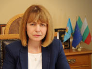 Йорданка Фандъкова, кмет на София: Ако не бъдат отстранени в срок всички забележки по градинката „Св. Климент Охридски“, фирмата ще дължи санкция от близо 180 хиляди лева на ден