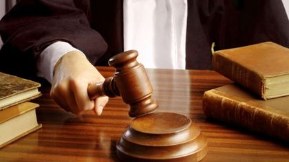 Сестра осъди брат си и обяви половината му апартамент в Мездра за продан
