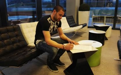 Лудогорец няма да изпусне Терзиев, обвърза го с договор