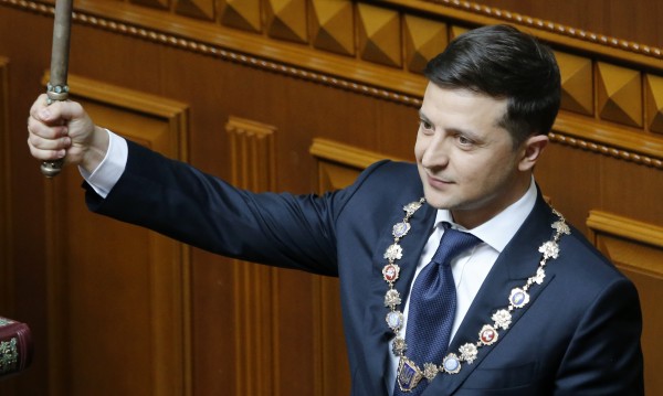 Зеленски положи клетва като президент на Украйна
