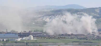 Взрив в Кърджали! Свалиха двата комина на ОЦК