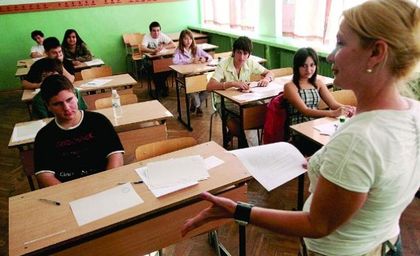 Янка Такева: 65% от учителите тормозени от деца, колеги, родители