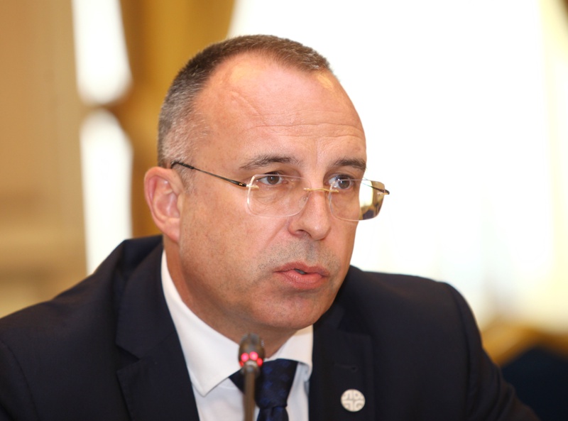 Министър Румен Порожанов: Когато премиерът прецени, ще подам оставка