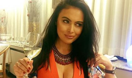 Лили Клюкарката зарадва всички с тази снимка на малкия бебчо (снимка)