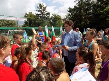 Вижте как в Стрелча отбелязаха празника си