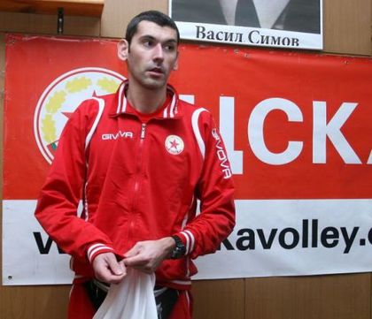ЦСКА тръгна с победа във волейболното
първенство Още от деня