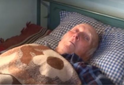 Добри хора от България и чужбина подадоха ръка на потрошения самотник дядо Васил от Кърнаре (ВИДЕО)