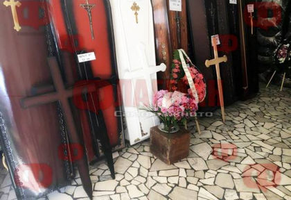 Странна смърт застигна трима, четвърти е в кома в Бургаско!