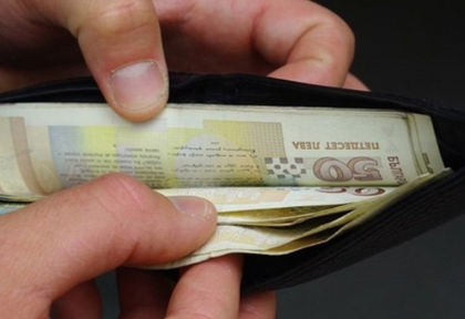 Не е за вярване! Вижте с каква мижава заплата антикорупционните инспектори ще борят раздаването на подкупи
