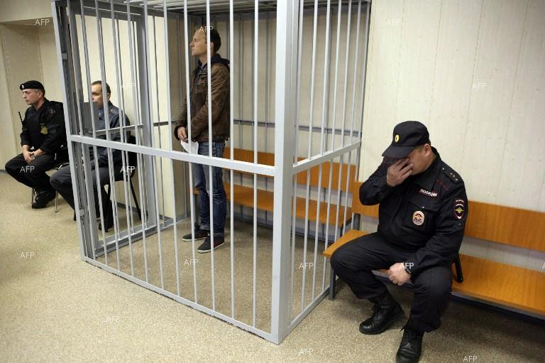 AFP: Словашки съд отказа да освободи под гаранция 12 активисти на „Грийнпийс“, участвали в протест срещу въгледобива