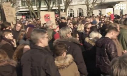 Хиляди исландци на протест, искат оставката на премиера