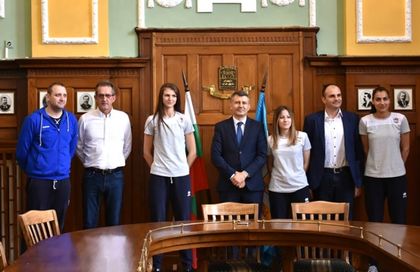 Марица призова за подкрепа за Купа България на пресконференция в община Пловдив (видео)
