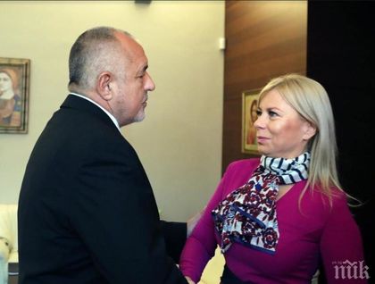 Борисов и Биенковска обсъдиха транспортната и дигиталната свързаност