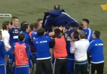 Понесоха шампиона Мъри на ръце (ВИДЕО)