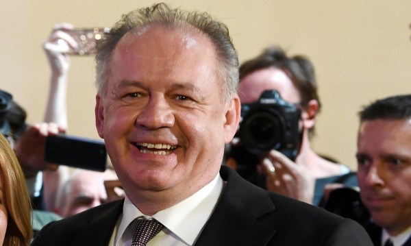 Глоба за словашкия президент – укривал предизборна информация