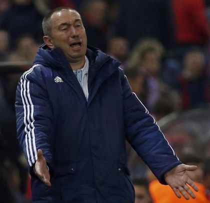 Мъри Стоилов остава в Астана още 2 години