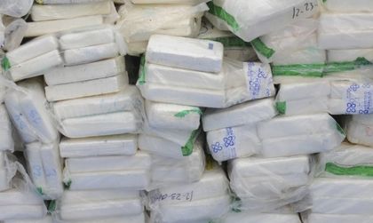 В завод във Франция откриха 370 кг кокаин