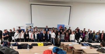 Бургас: Млади програмисти представиха идеи на тема „Активен Бургас“ по време на „Хакатон“ 2018