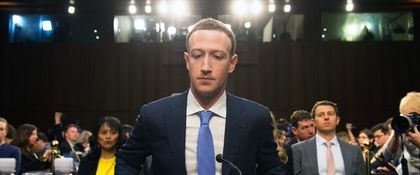 Британските власти: „Facebook е групировка от дигитални гангстери“