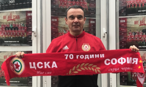Удар на Армията: Откривателят на Кристиано Роналдо ще ръководи школата на ЦСКА-София