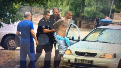 Кристиян, заподозрян за убийството на майка си и дядо си, при ареста: Какво се е случило?