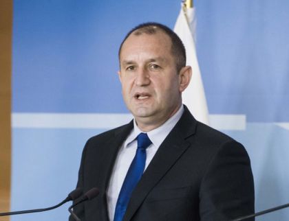 Президентът с 5 нови съветници