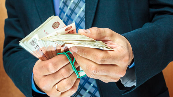 РИА „Новости“: Руското следствие предяви обвинения срещу бившия министър Михаил Абизов