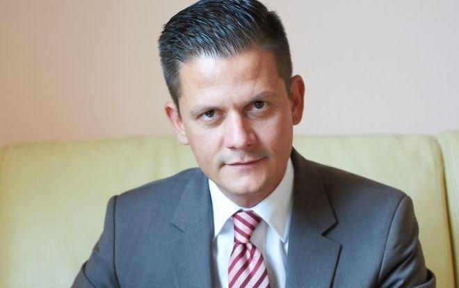 Димитър Маргаритов, КЗП: При препродаването на подаръци през социалните мрежи трябва да търсим надеждна комуникация с предлагащия офертата