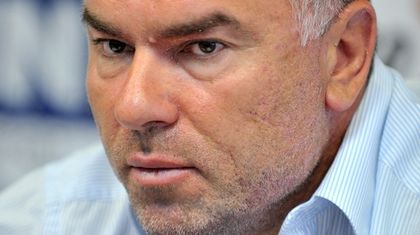 Марешки форсира идването си в Пловдив, отваря 3 бензиностанции!