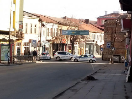 Мелето в Кюстендил: Клали са се с ножове и всичко остро, което им попадне!
