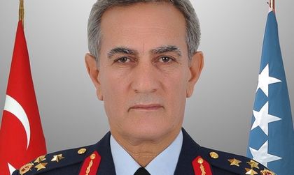Основните лица зад преврата – бивш шеф на ВВС и зет му