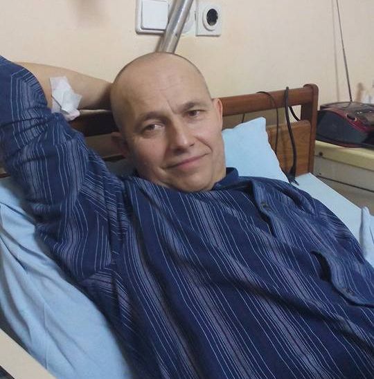 Да помогнем: Нужни са още средства за лечението на пожарникаря Тодор