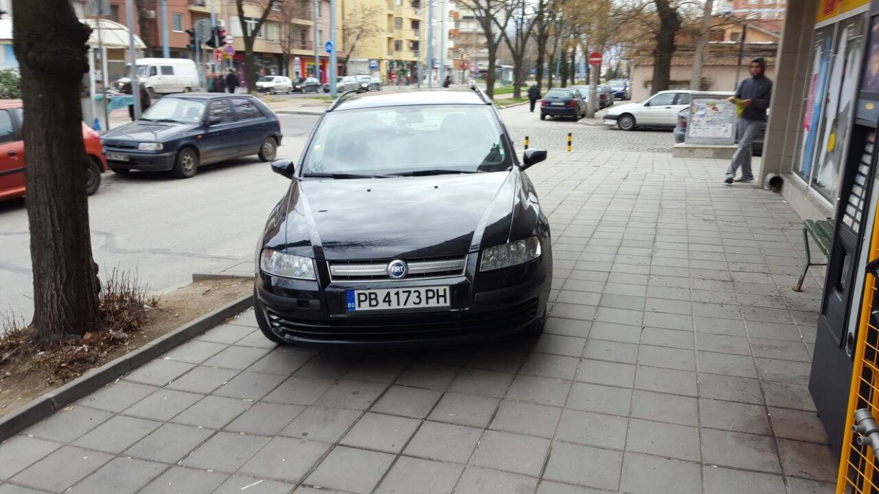 „Тук живея, ще паркирам, където си искам!”