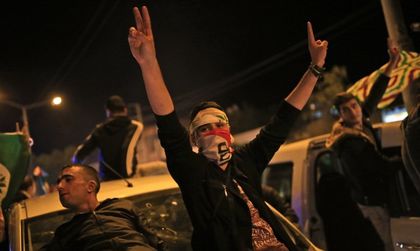 Партията на Ердоган спечели абсолютно мнозинство