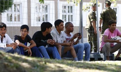 Раследват 59 бежанци в Германия, заподозрени в тероризъм