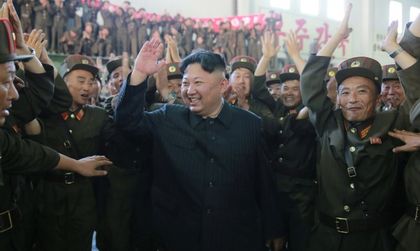 Ракети, преговори. В момента играта се диктува от Пхенян!
