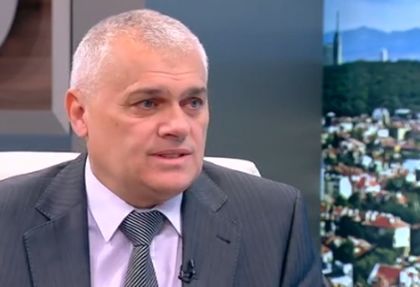 Вътрешният министър обясни защо засега терористите не са окървавили България