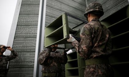 Южнокорейци пълнеят нарочно, за да избегнат казармата