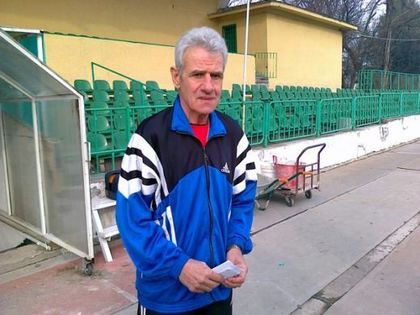 Легендата Добромир Жечев навършва 73 години