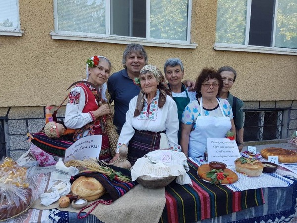 Велико Търново: VIII Регионален фестивал на българската погача се проведе в свищовското село Овча могила