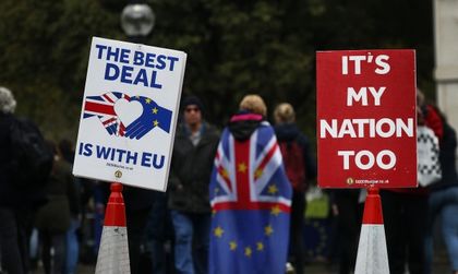 Brexit без сделка? Не може, парламента прие закон против