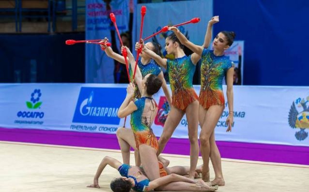 Ансамбълът за девойки четвърти в Киев засега