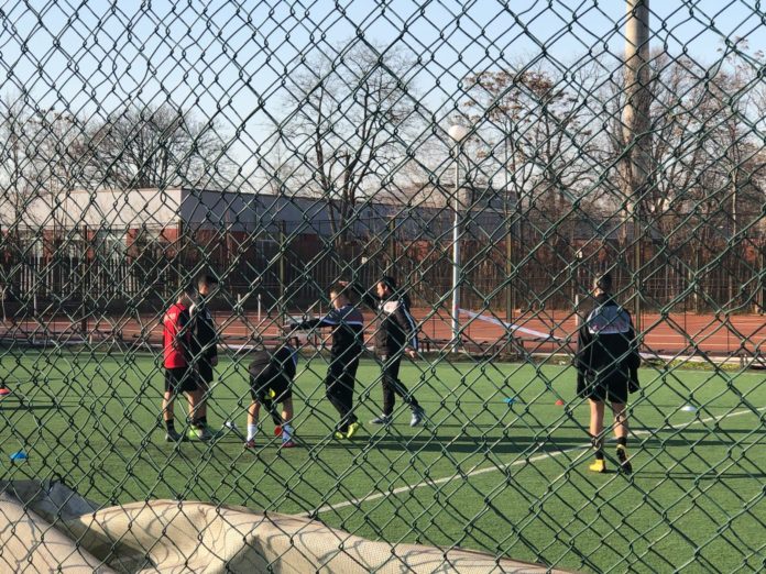 Локо U16 с треньори по заместване до вторник