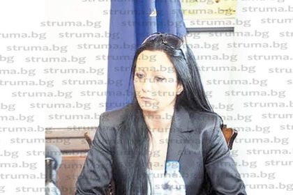 Зл. Ризова поиска от ОИК прекратяване правомощията на благоевградския кмет Ат. Камбитов