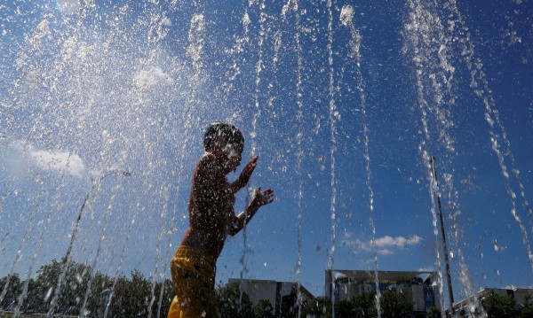 Адска жега в Северозападна Европа, живакът удря 43°C