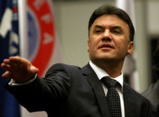 Михайлов: Когато корабът се разклати, мишоците излизат