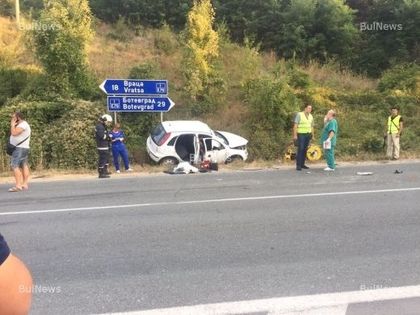 Покъртителни СНИМКИ от зверската катастрофа край Мездра, погубила двама души!(18+)