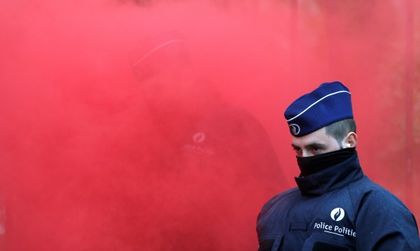 Монаси обвинени в трафик на хора